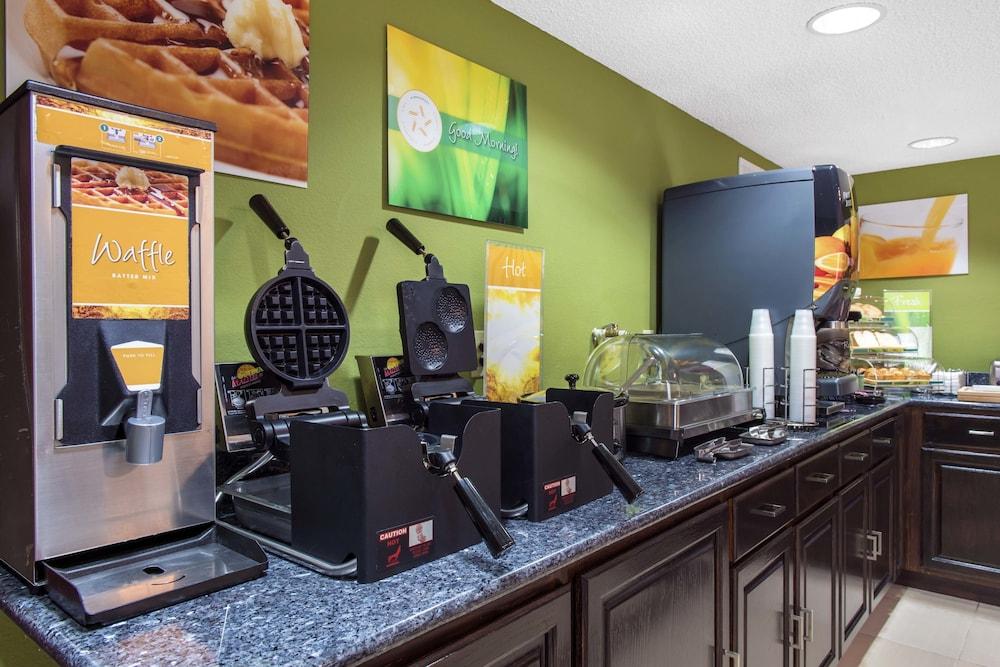 Quality Inn & Suites Anderson I-69 Eksteriør bilde