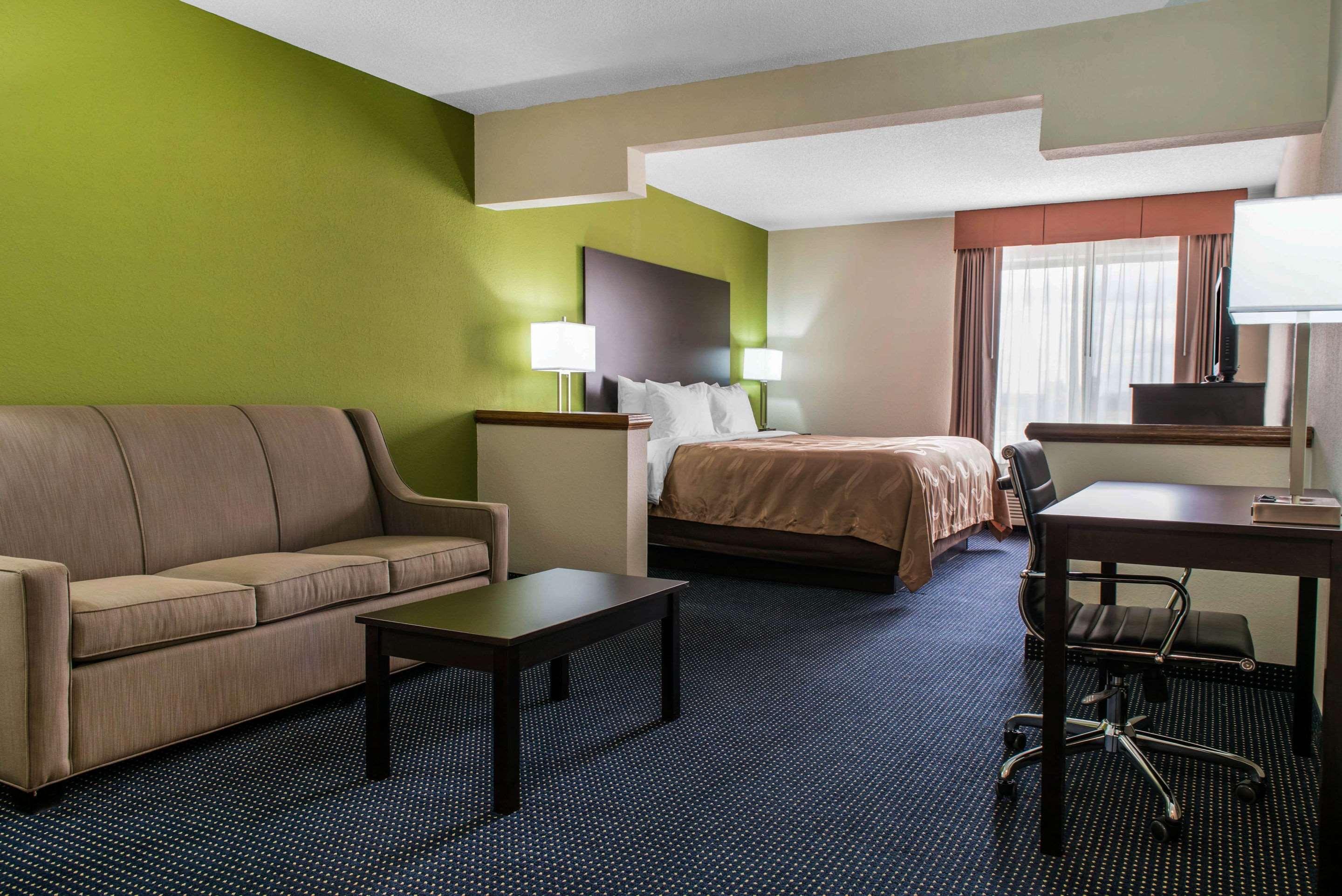 Quality Inn & Suites Anderson I-69 Eksteriør bilde