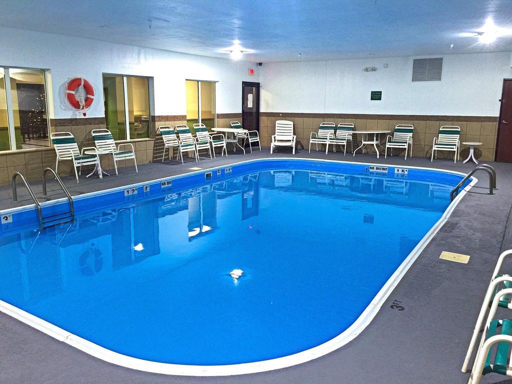 Quality Inn & Suites Anderson I-69 Eksteriør bilde