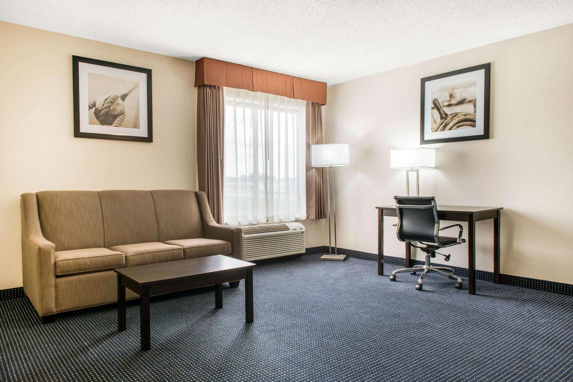 Quality Inn & Suites Anderson I-69 Eksteriør bilde